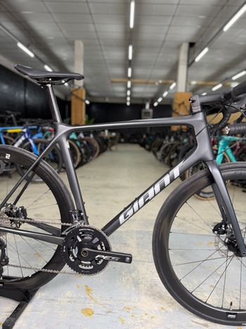 Used Giant TCR Advanced Pro 1 Disc 2021 2021 Road & Gravel, Black — image 16 of 26