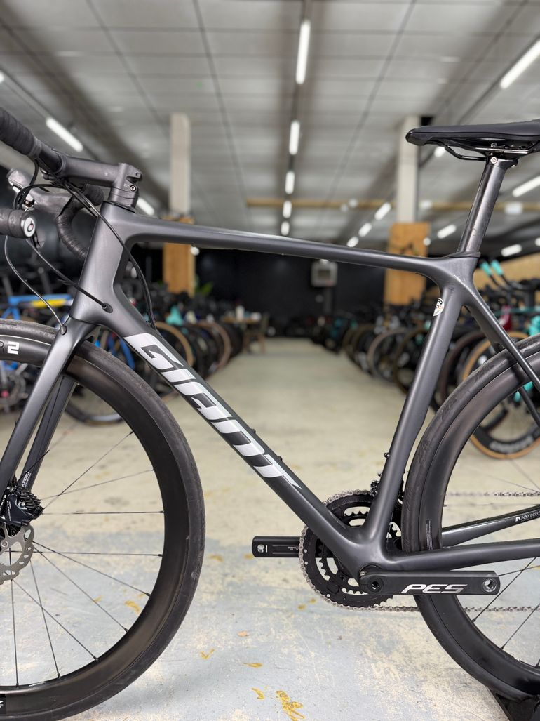 Used Giant TCR Advanced Pro 1 Disc 2021 2021 Road & Gravel, Black — image 24 of 26