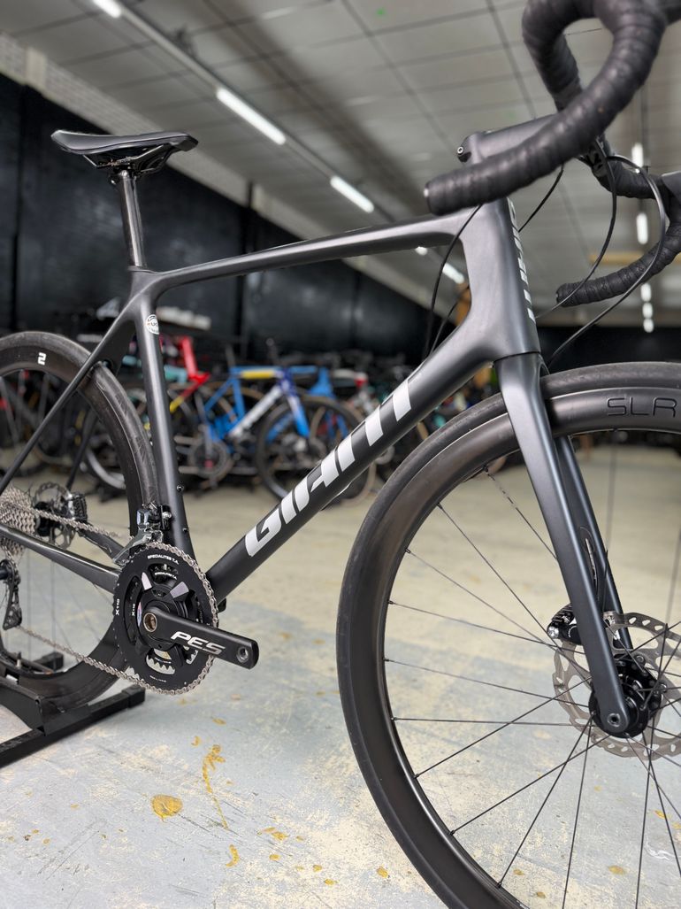 Used Giant TCR Advanced Pro 1 Disc 2021 2021 Road & Gravel, Black — image 6 of 26