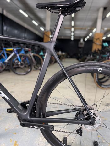 Used Giant TCR Advanced Pro 1 Disc 2021 2021 Road & Gravel, Black — image 23 of 26