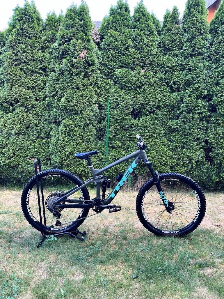 Używany Trek Remedy 8 2022 2022 Mountainbike — zdjęcie 1 z 9