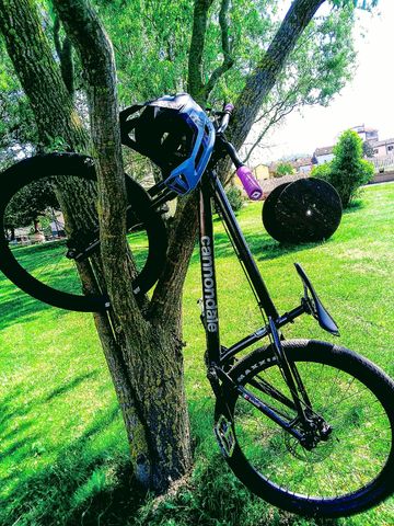 Cannondale Dave Dirt Jump 2021 2021 Mountainbike usato, Nero — immagine 2 di 3