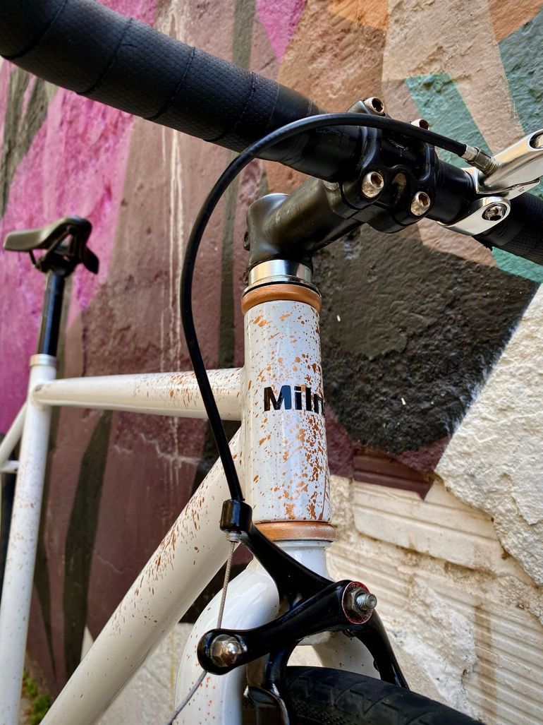 Used Custom Custom Urban, White — image 3 of 6
