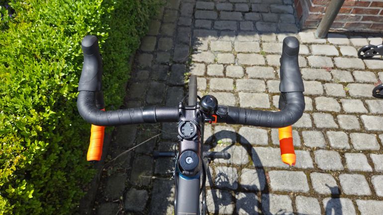 Used CUBE ATTAIN 2022 2022 Road & Gravel, Blue — image 3 of 4