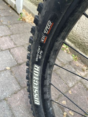 Używany GT Sensor Carbon Elite 2020 2020 Mountainbike — zdjęcie 19 z 20