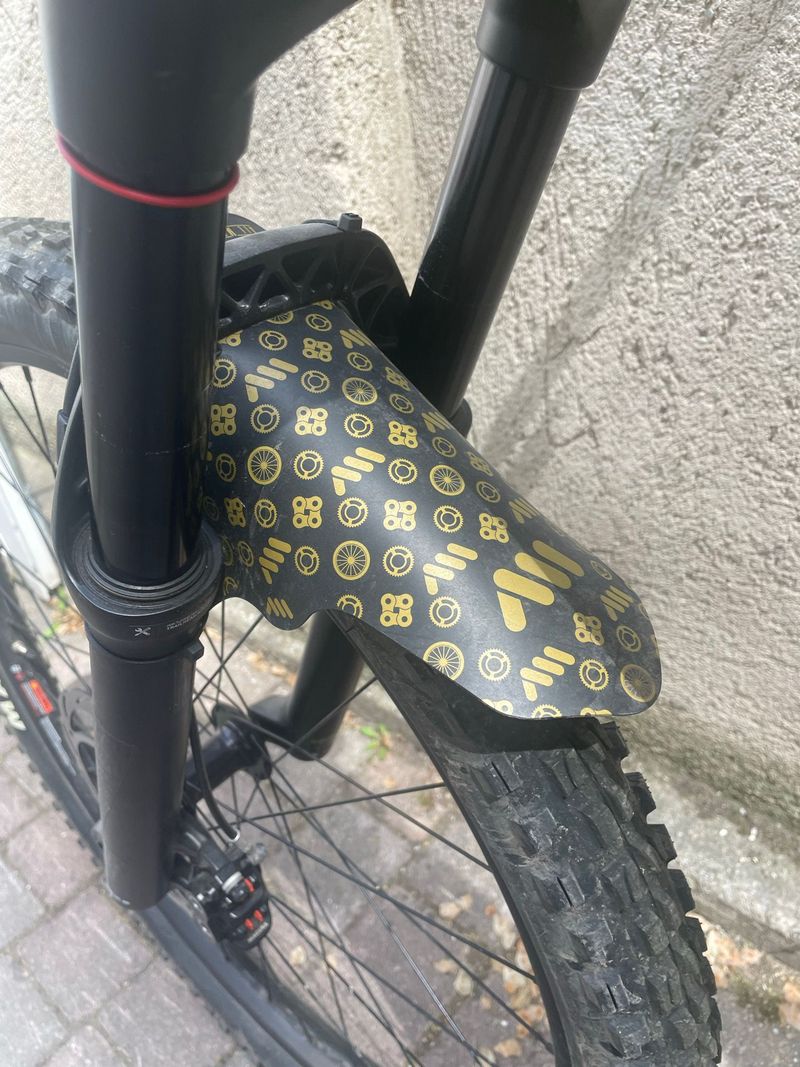 GT Sensor Carbon Elite 2020 2020 Mountainbike d'occasion — image 13 sur 20