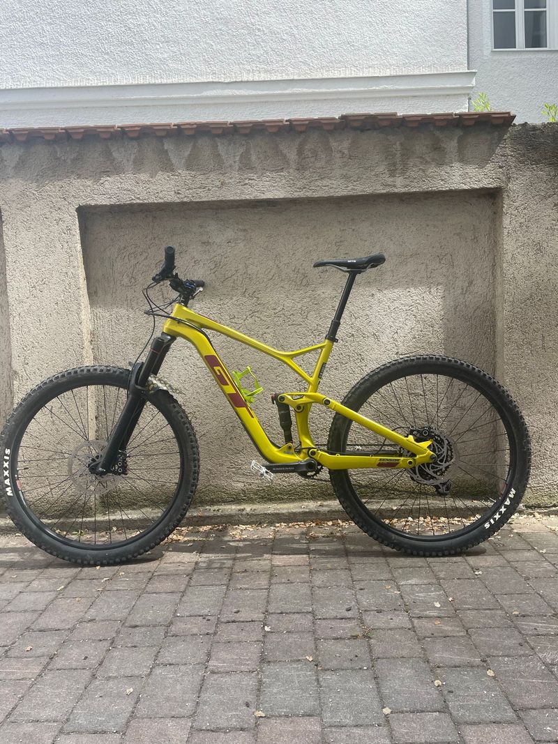 GT Sensor Carbon Elite 2020 2020 Mountainbike d'occasion — image 20 sur 20