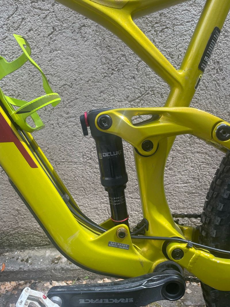 GT Sensor Carbon Elite 2020 2020 Mountainbike d'occasion — image 7 sur 20
