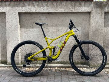 GT Sensor Carbon Elite 2020 2020 MTB usato