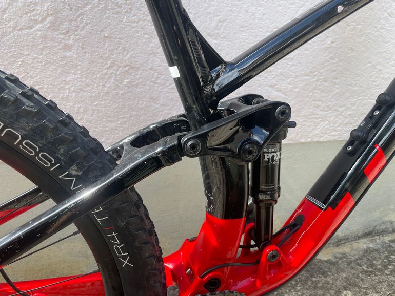 Used Trek Fuel EX 7 2021 2021 Mountainbike, Red, 29 — image 10 of 11