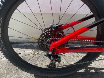Used Trek Fuel EX 7 2021 2021 Mountainbike, Red, 29 — image 3 of 11