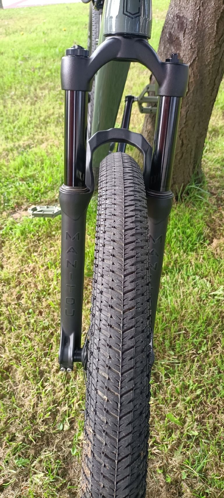 Used Commencal ABSOLUT Other Shimano 2022 Mountainbike, Green — image 4 of 6