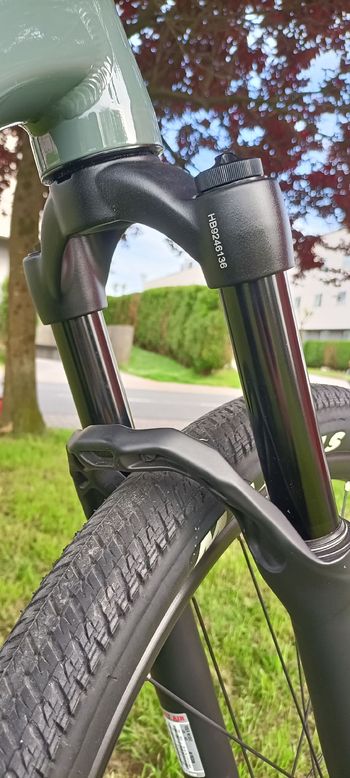 Used Commencal ABSOLUT Other Shimano 2022 Mountainbike, Green — image 6 of 6