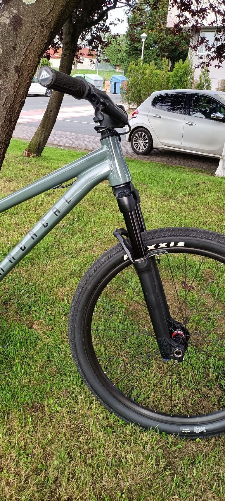 Used Commencal ABSOLUT Other Shimano 2022 Mountainbike, Green — image 1 of 6