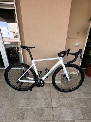 Použité Colnago V4Rs Shimano Ultegra Di2 2025 2025 Road & Gravel — obrázek 2 z 7