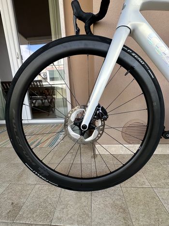 Použité Colnago V4Rs Shimano Ultegra Di2 2025 2025 Road & Gravel — obrázek 6 z 7