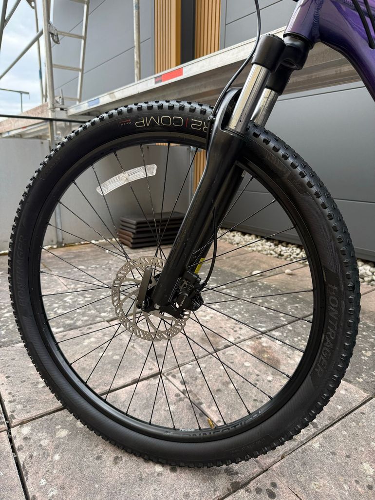 Used Trek Marlin Shimano Deore LX 2024 Mountainbike, Purple — image 4 of 6