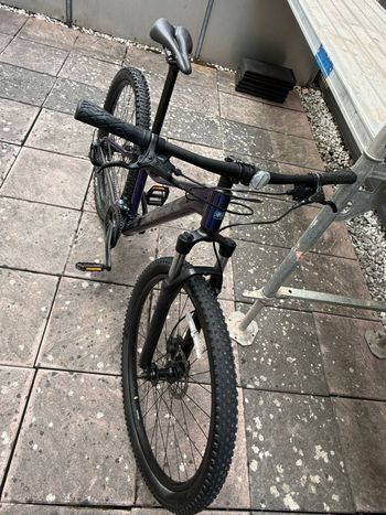 Used Trek Marlin Shimano Deore LX 2024 Mountainbike, Purple — image 5 of 6