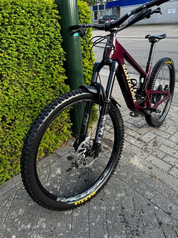 Santa Cruz HIGHTOWER S / Carbon C 2023 2023 Mountainbike d'occasion — image 5 sur 13