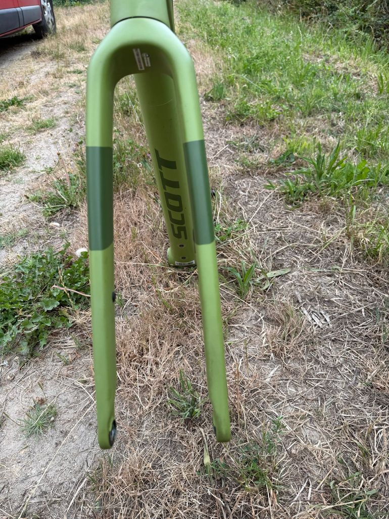 Used Scott Addict Frameset 2024 Road & Gravel, Green — image 4 of 8