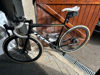 Used Look 785 Huez Shimano Ultegra Di2 2024 2024 Road & Gravel, Black — image 3 of 3