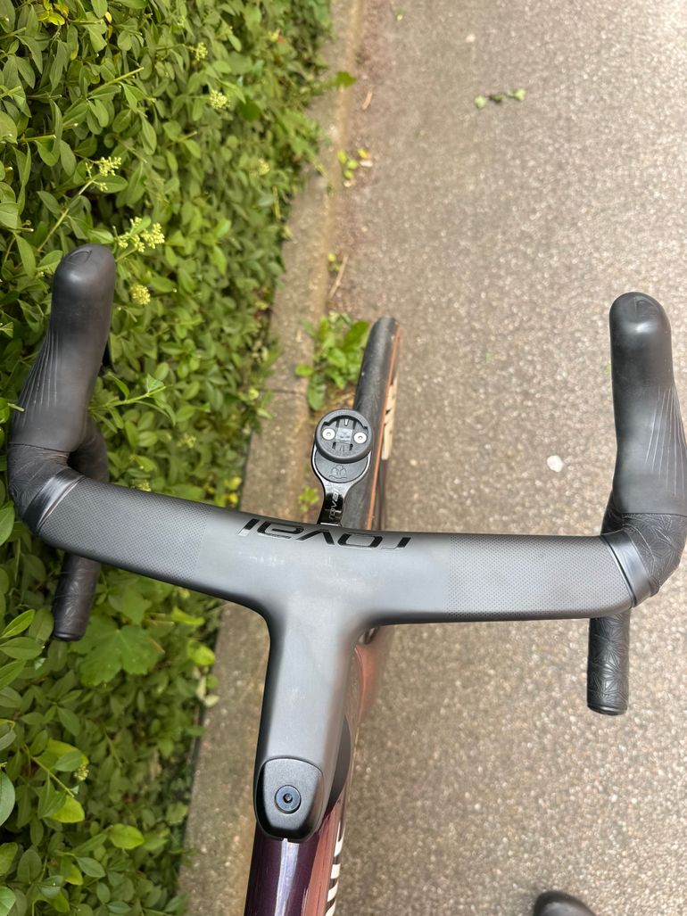 Używany Specialized S-Works Tarmac SL8 - Shimano Dura-Ace Di2 2025 2025 Road & Gravel — zdjęcie 14 z 24