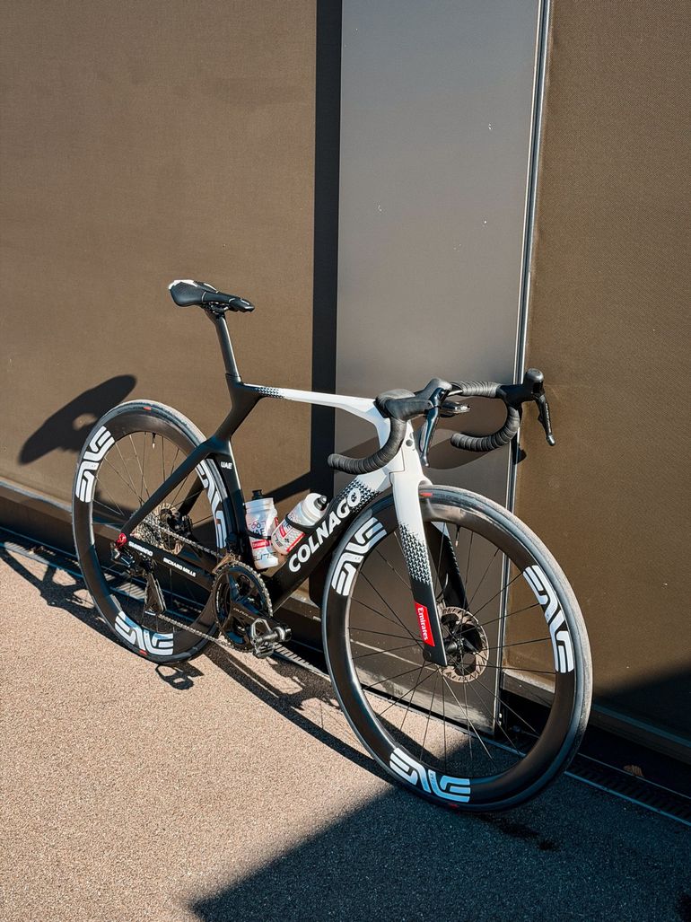 Używany Colnago Y1Rs Shimano Dura Ace Di2 2025 2025 Road & Gravel — zdjęcie 2 z 6