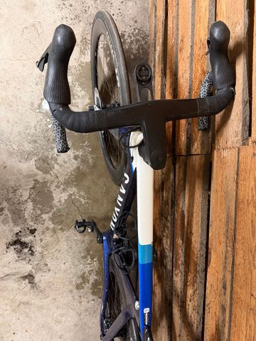 Brugt Canyon Aeroad CF SL 8 Disc 2024 2024 Road & Gravel — billede 4 af 8