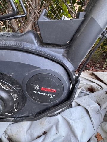 Used Trek Powerfly 5 2017 2017 Mountainbike, Light Gray, 29 — image 2 of 4