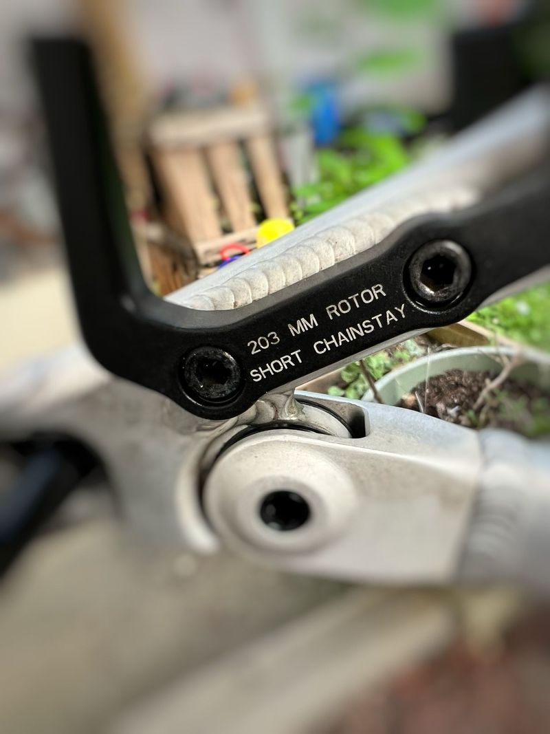 Used RAAW Jibb V1 Frame Kit 2024 Frameset 2024 Mountainbike, Light Gray, 29 — image 7 of 7
