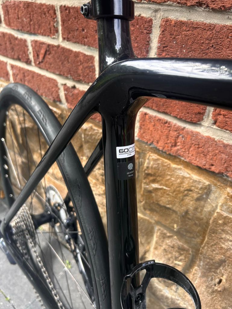 Used Trek Émonda SL 6 Disc 2022 2022 Road & Gravel, Red — image 9 of 9