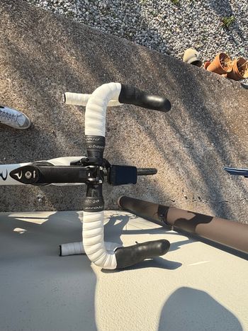 Used Pinarello F5 105 Di2 2025 2025 Road & Gravel, White — image 12 of 13