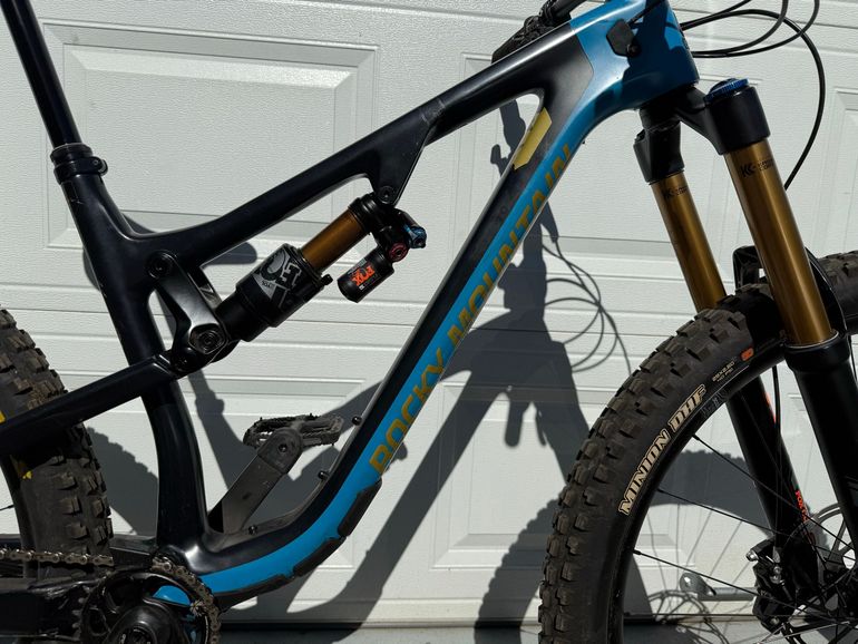 Used Rocky Mountain Instinct Carbon 90 BC Edition 2020 2020 Mountainbike, Blue, 29, 27.5 — image 8 of 8