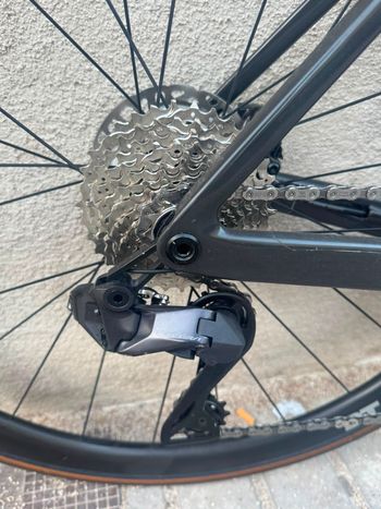 Used Scott Addict RC Pro 2024 2024 Road & Gravel, Blue — image 3 of 11