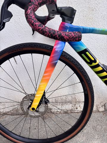 Used BMC Kaius SRAM Rival eTap AXS 2024 Road & Gravel, Orange — image 23 of 33