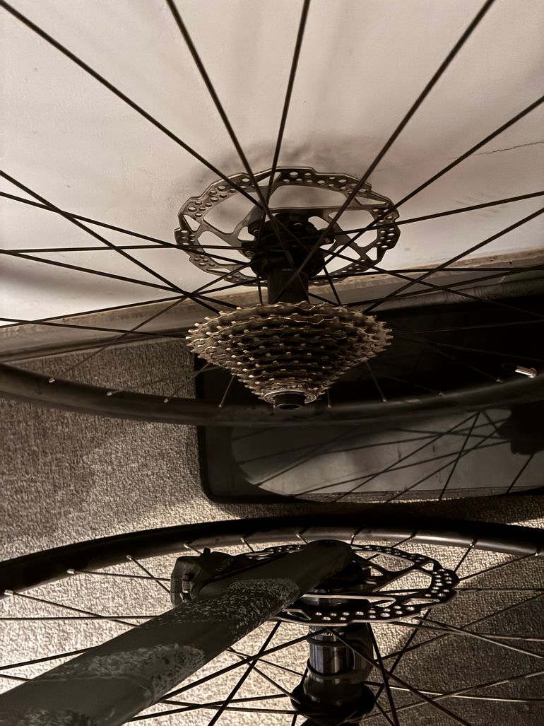Gebrauchtes Orbea ORCA M40 2023 2023 Road & Gravel, Hellgrau — Bild 3 von 9