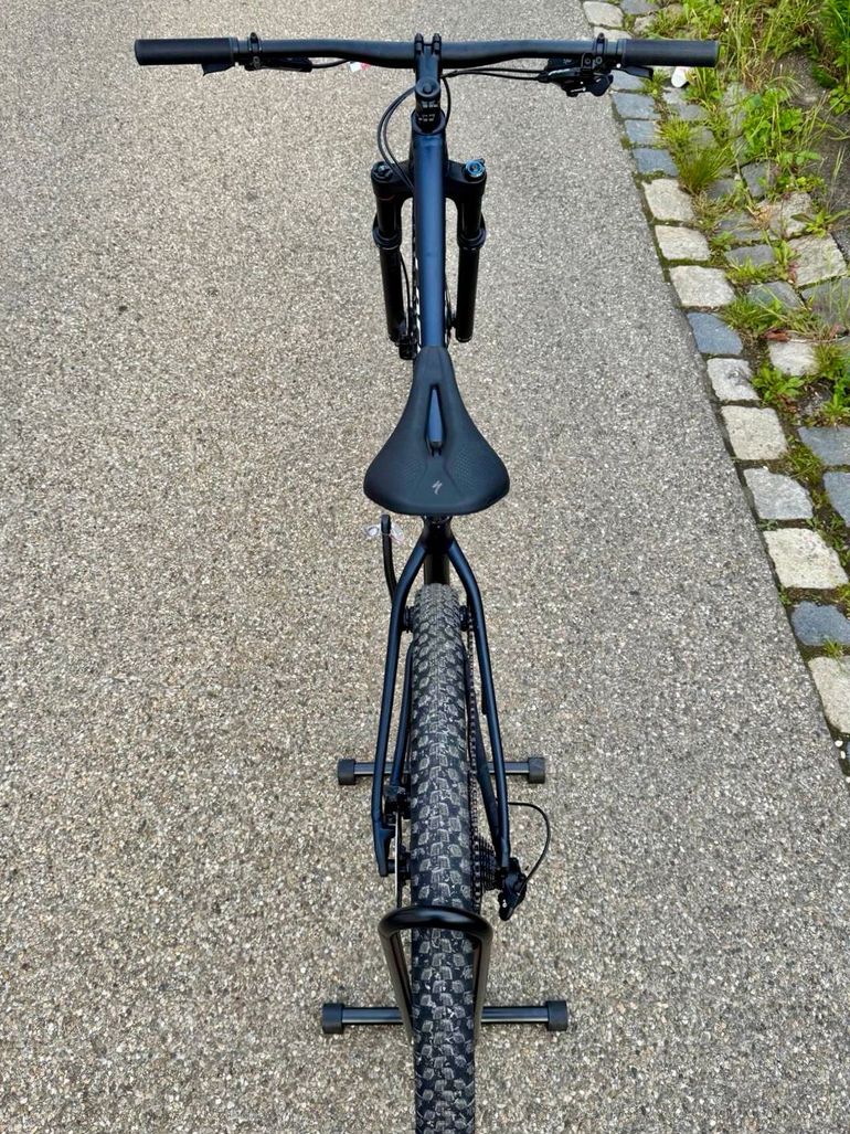 Used Specialized Chisel Hardtail Comp 2025 2025 Mountainbike, Black, 29 — image 4 of 6