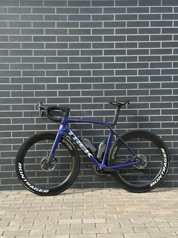 Used Trek Madone SLR 7 Gen 8 2026 2026 Road & Gravel, Purple — image 2 of 16