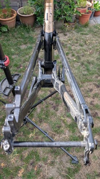 Used Commencal Custom Frameset 2021 Mountainbike, Black — image 3 of 4