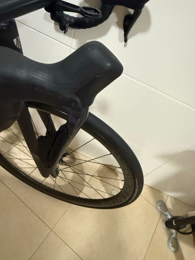 Used Trek Madone SLR 7 Gen 8 2025 2025 Road & Gravel, Black — image 7 of 14