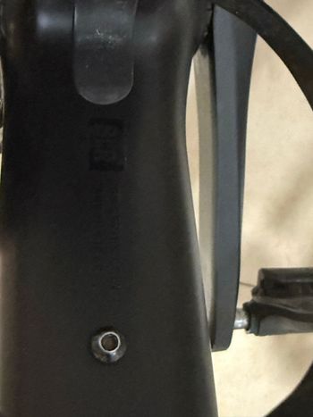 Used Trek Madone SLR 7 Gen 8 2025 2025 Road & Gravel, Black — image 9 of 14