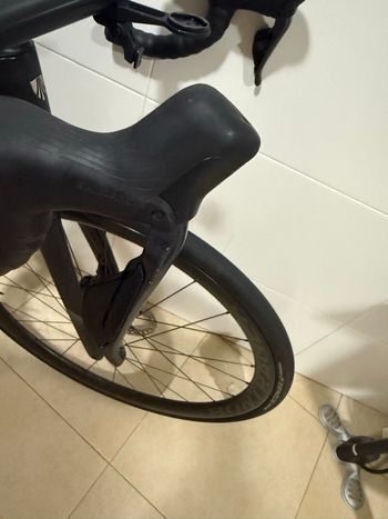 Used Trek Madone SLR 7 Gen 8 2025 2025 Road & Gravel, Black — image 8 of 14