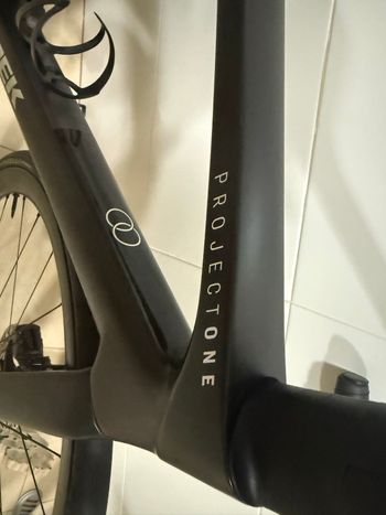Used Trek Madone SLR 7 Gen 8 2025 2025 Road & Gravel, Black — image 14 of 14