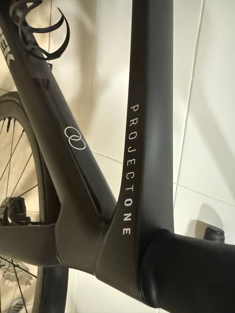 Used Trek Madone SLR 7 Gen 8 2025 2025 Road & Gravel, Black — image 14 of 14