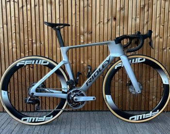 Używany Ridley Noah SRAM Force eTap AXS 2025 Road & Gravel