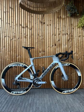 Używany Ridley Noah SRAM Force eTap AXS 2025 Road & Gravel — zdjęcie 2 z 16