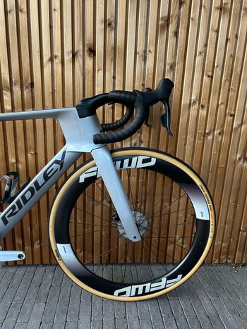 Używany Ridley Noah SRAM Force eTap AXS 2025 Road & Gravel — zdjęcie 4 z 16