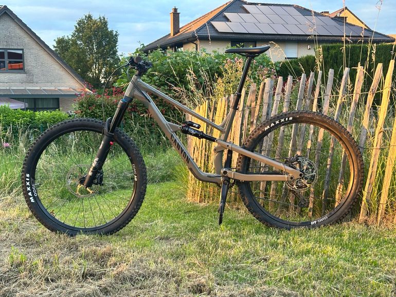 Używany Canyon Spectral 6 2025 2025 Mountainbike — zdjęcie 3 z 15