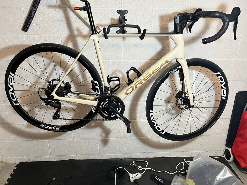 Used Orbea ORCA M30 2024 2024 Road & Gravel, Black — image 1 of 7