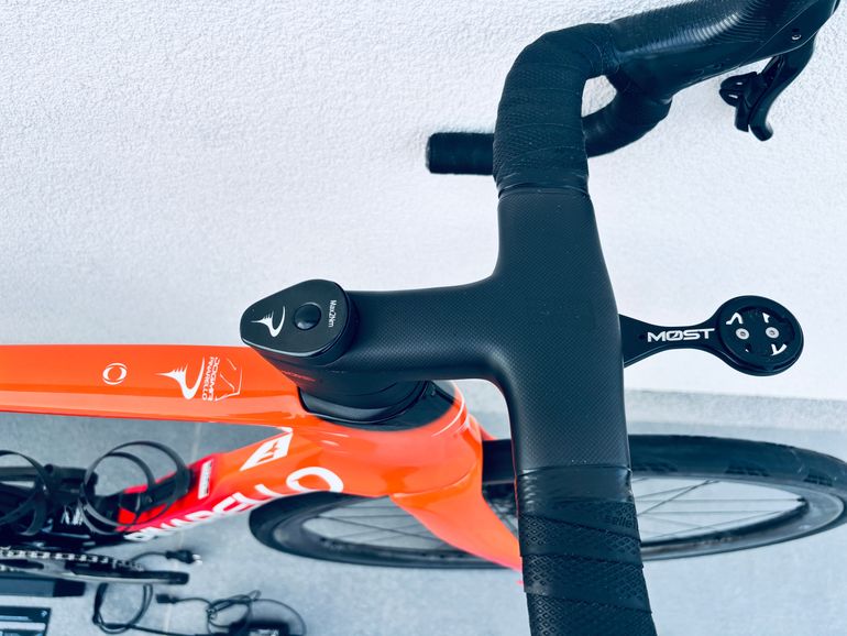 Used Pinarello Dogma F 2025 2025 Road & Gravel, Red — image 10 of 15
